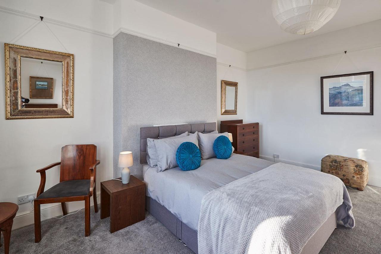 Beautiful Sea View Apartment In St Leonards On Sea 외부 사진